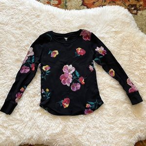 Girls Old Navy large 10-12 Floral Print Thermal long sleeve shirt